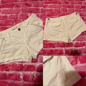 Womens Sz 4 Old Navy White Short Shorts